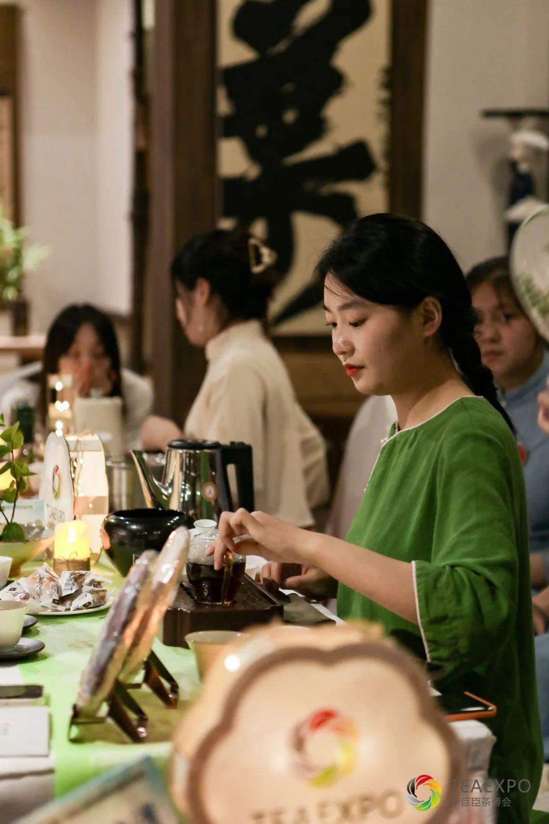 印象济南&middot;泉城茶会|夜聚汲泉煮香茗,清芬满杯惹人醉
